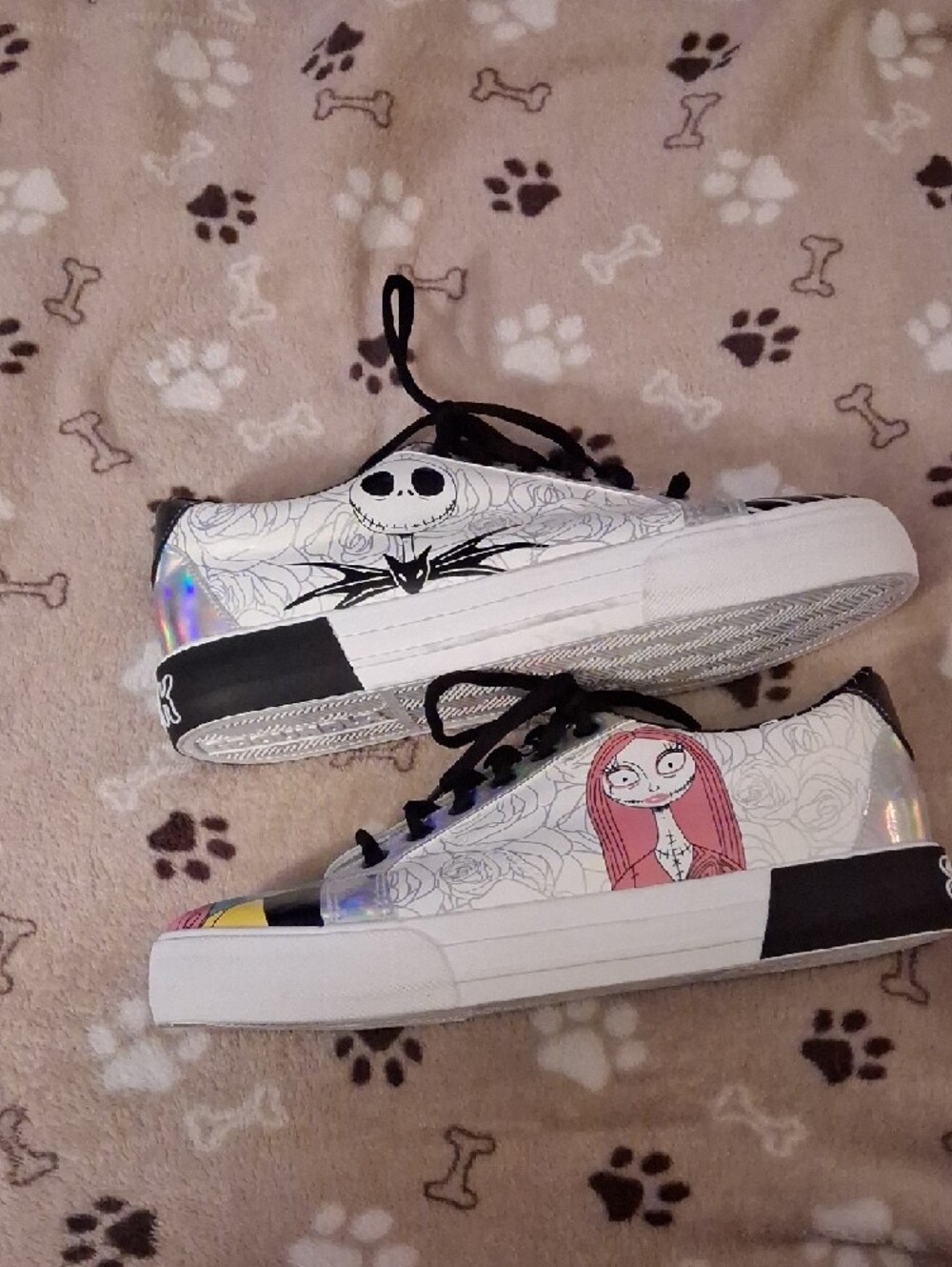 Disney Nightmare Before Christmas Multi-Pattern White Sneakers with Holographics - Picture 2 of 13